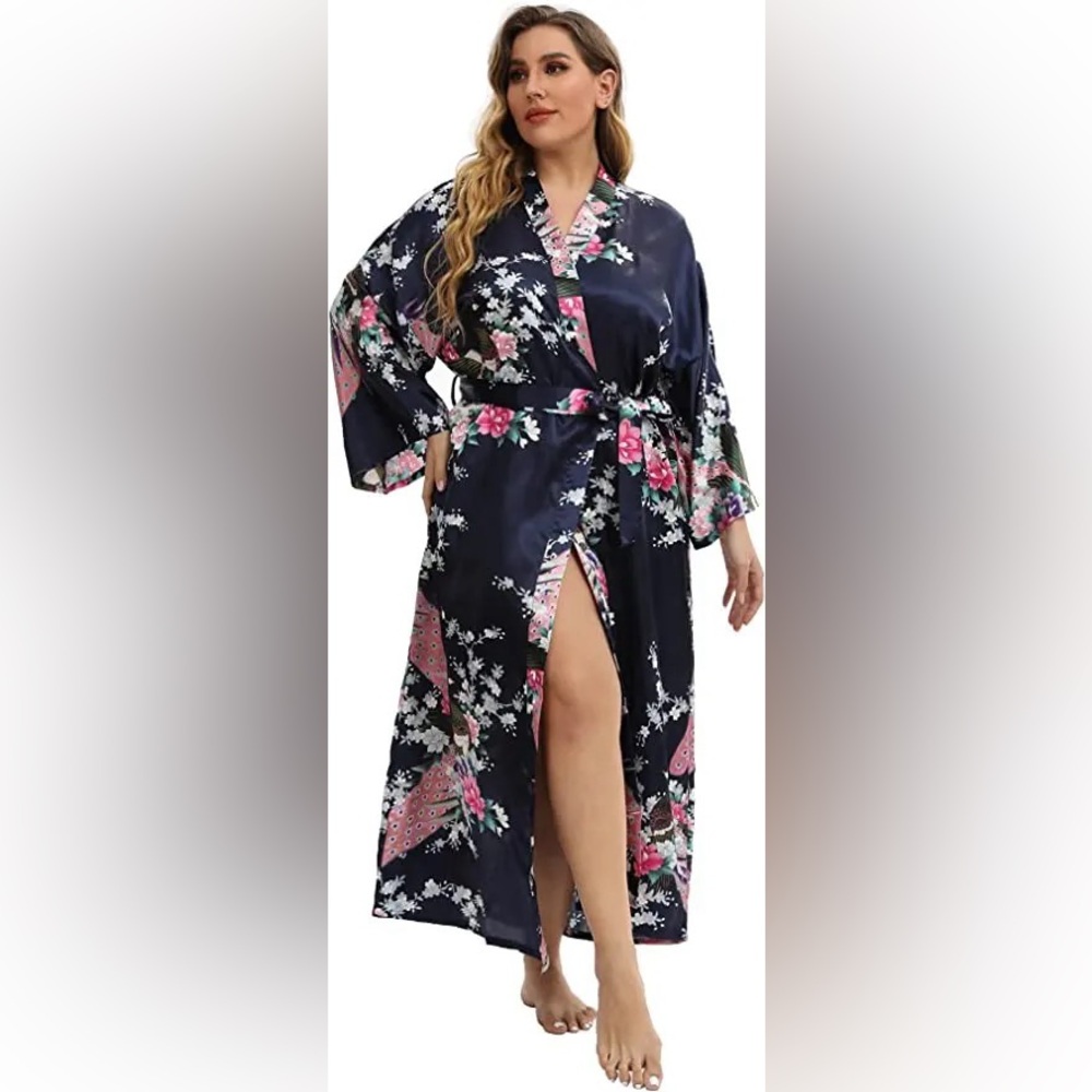 PLUS Satin PinkFloral Robe Lingerie - Picture 5 of 6